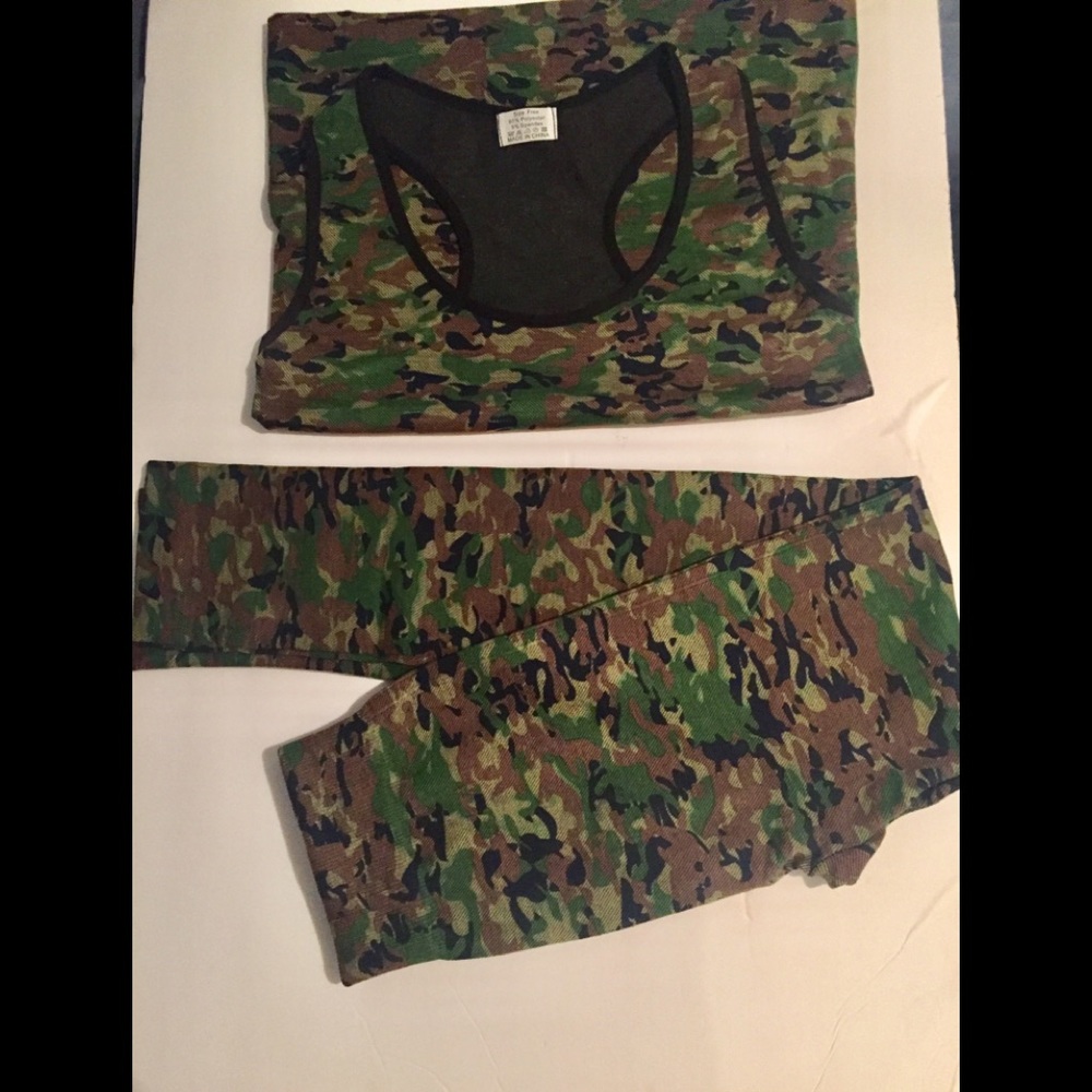 Nwt Camo Leggings &Top